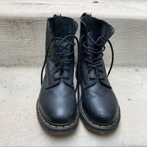 1460 WOMEN'S PASCAL VIRGINIA LEATHER BOOTS DR MARTENS